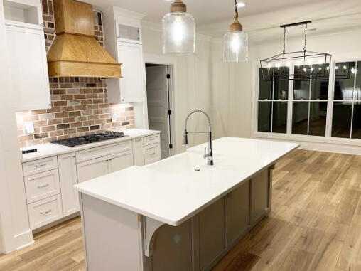 Sherwin Williams Spare white on walls in a dining room
